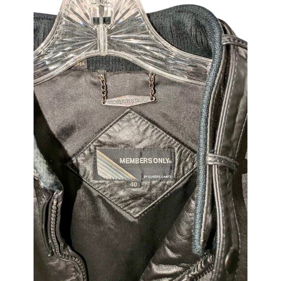 Vintage Members Only Black Leather Jacket – Size 40 (Medium) - Picture 3 of 5